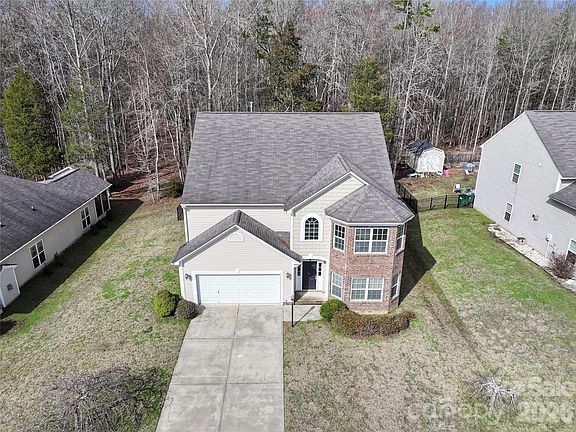 2nd image of 555 Settlers Grove Ln