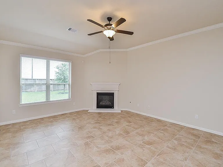 9411 Sparrow Creek Ct — Photo 9