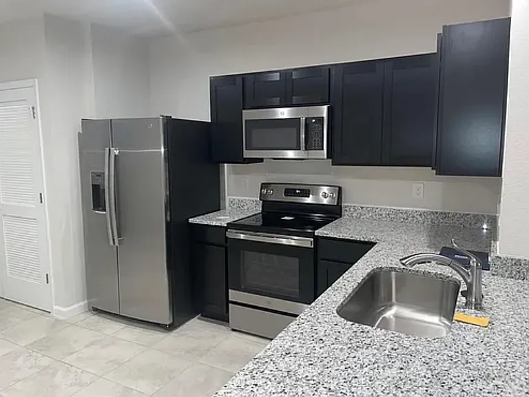 941 Eagle Rock Ter — Photo 4