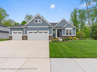 6619 Windford Ln, Grand Ledge, MI 48837