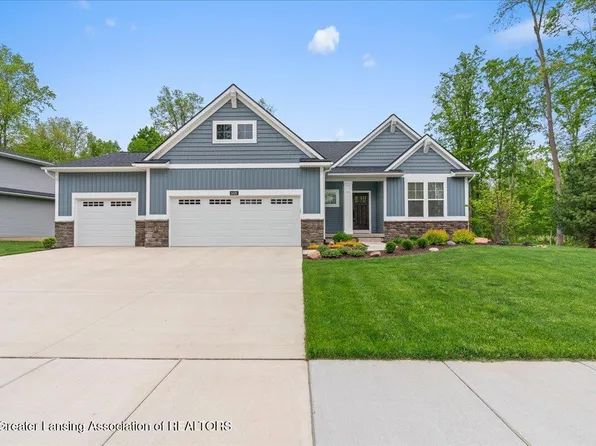 6619 Windford Ln, Grand Ledge, MI 48837
