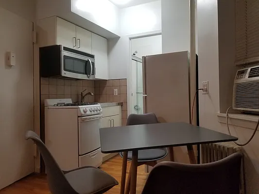 Rented by GPS Realty NYC | media 8