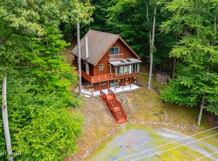 1189 Pocono Mountain Lake Dr, Bushkill, PA 18324