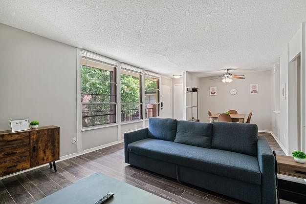 1st image of 108 N Belvedere Blvd APT 12