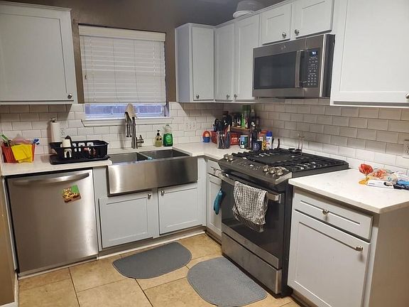 2nd image of 22719 Brafferton Ln