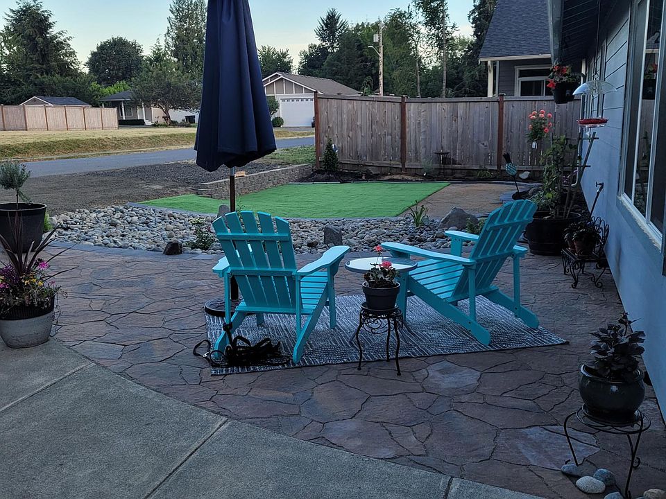 Front yard and front patio
