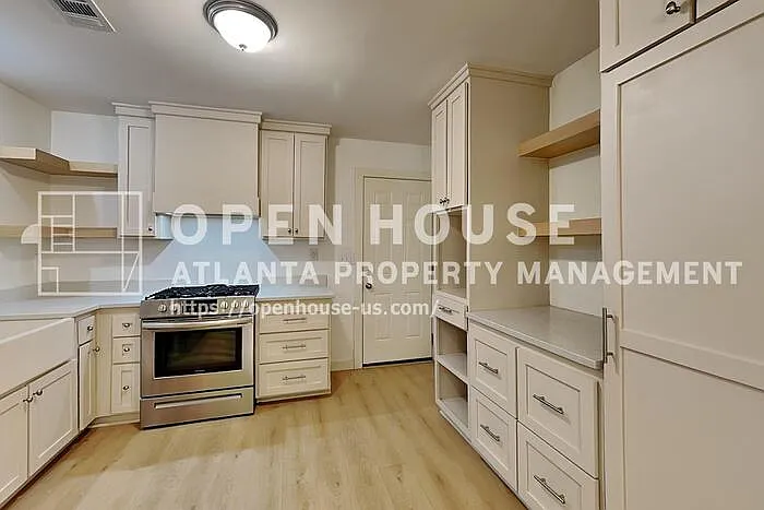 1402 Mountain Overlook Ct — Photo 7