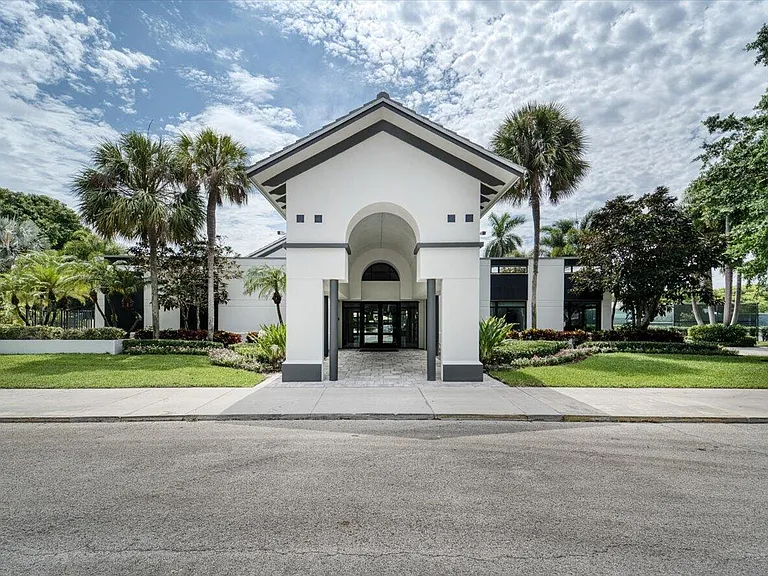 2908 Banyan Boulevard Cir NW — Photo 80