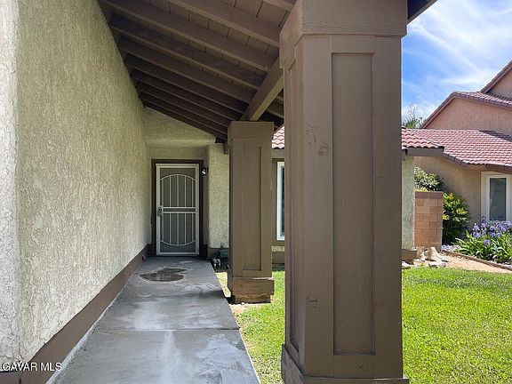 4th image of 43856 Windsor Pl
