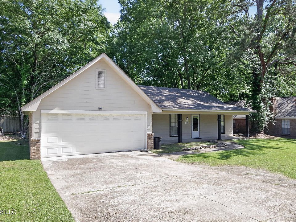 1st image of 4821 Cottonwood Ln