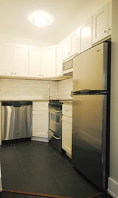 Rented by Bold New York | media 17