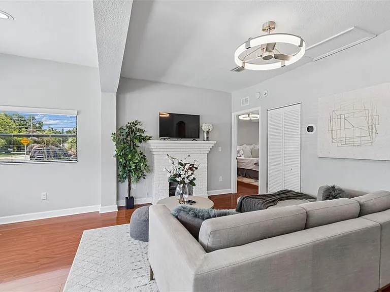 3901 N Ola Ave — Photo 10