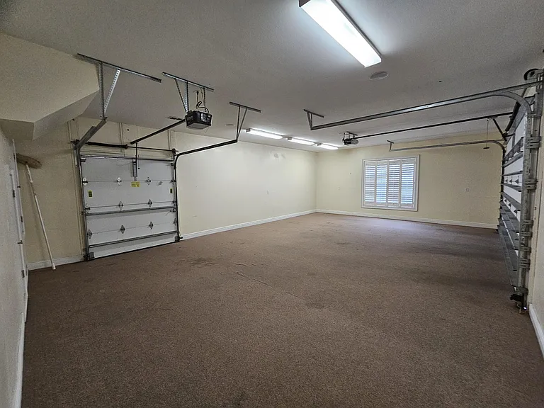 1866 Sunrise Dr — Photo 33