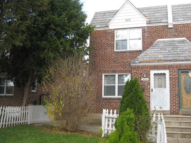 2nd image of 833 Tyson Ave