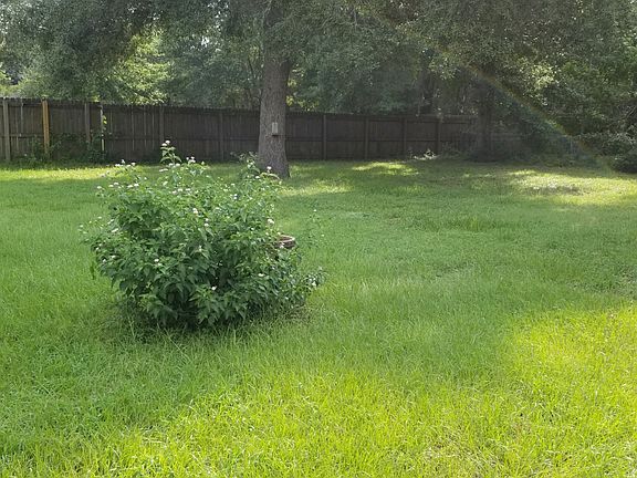 3rd image of 6616 Imperial Dr
