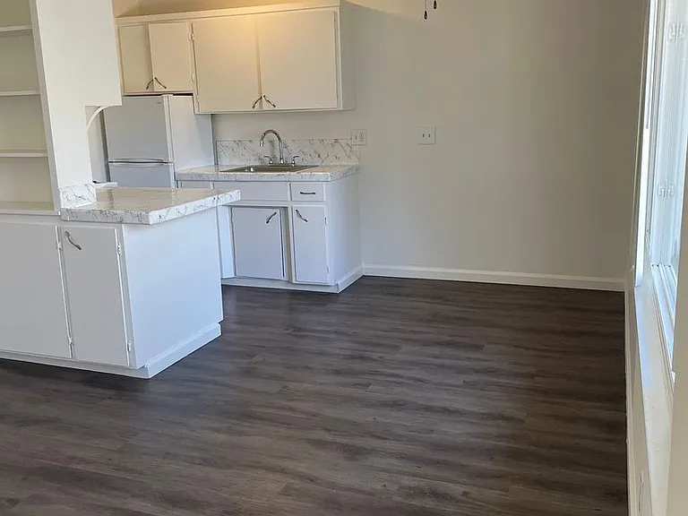 Welcome to Tamarack Gardens! Located in the heart of Sunnyvale — Photo 4