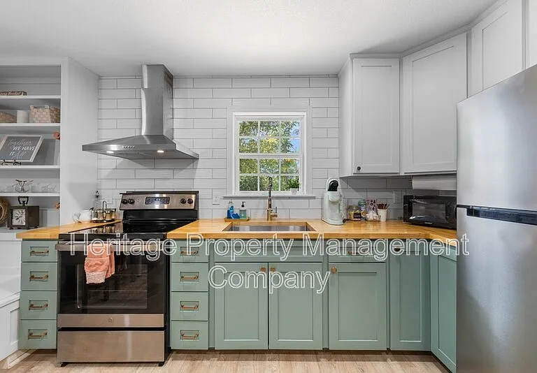 908 Liberty Ave — Photo 11