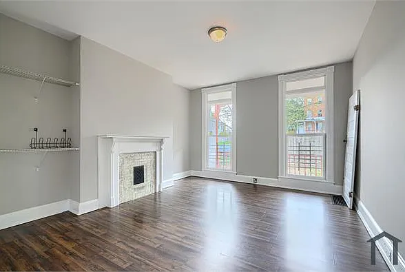 4 bed, 5000 sqft, $2,500 — Photo 3