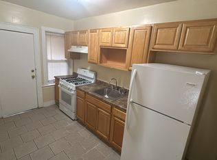 1617 Chapel St, New Haven, CT 06511