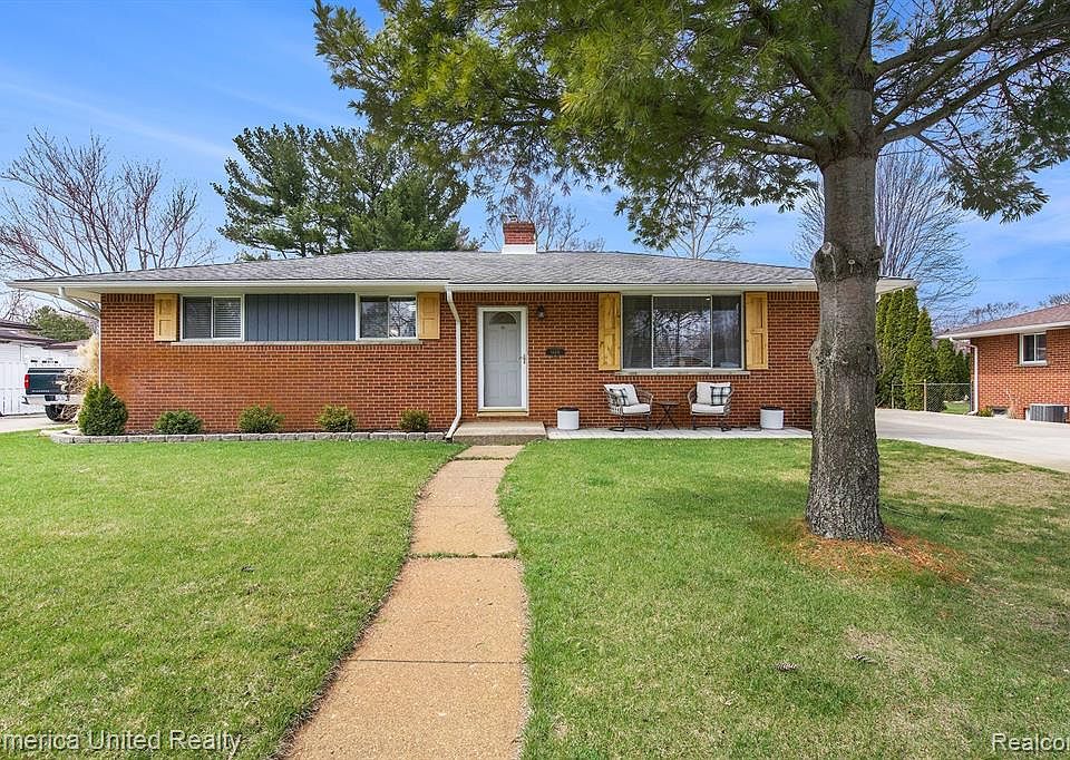 14416 Appletree Ln, Fenton, MI 48430 Zillow