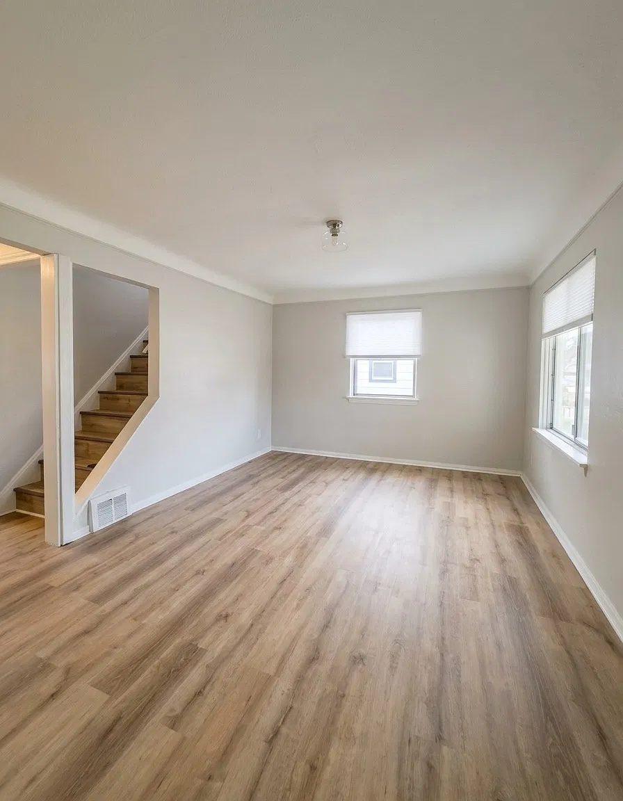 3 bed, 1770 sqft, $2,339 — Photo 2