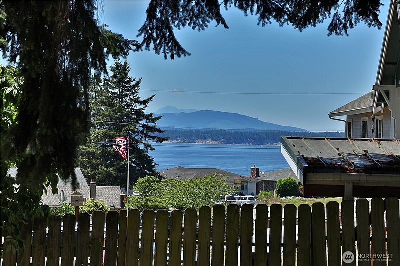 2nd image of 569 Otter Way