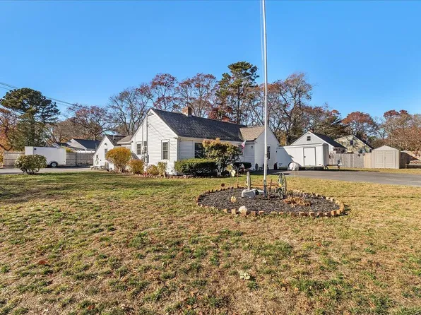 1 Mayflower Lane, South Yarmouth, MA 02664