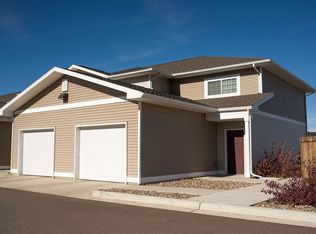 1700 Abraham Pkwy #2, Dickinson, ND 58601
