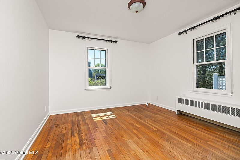 5th image of 152 Bloomingrove Drive