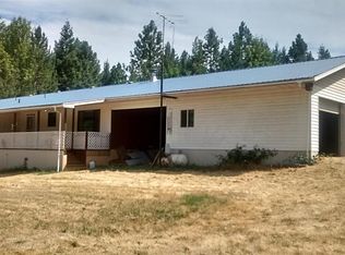 230 Hussey Ln, Grants Pass, OR 97527