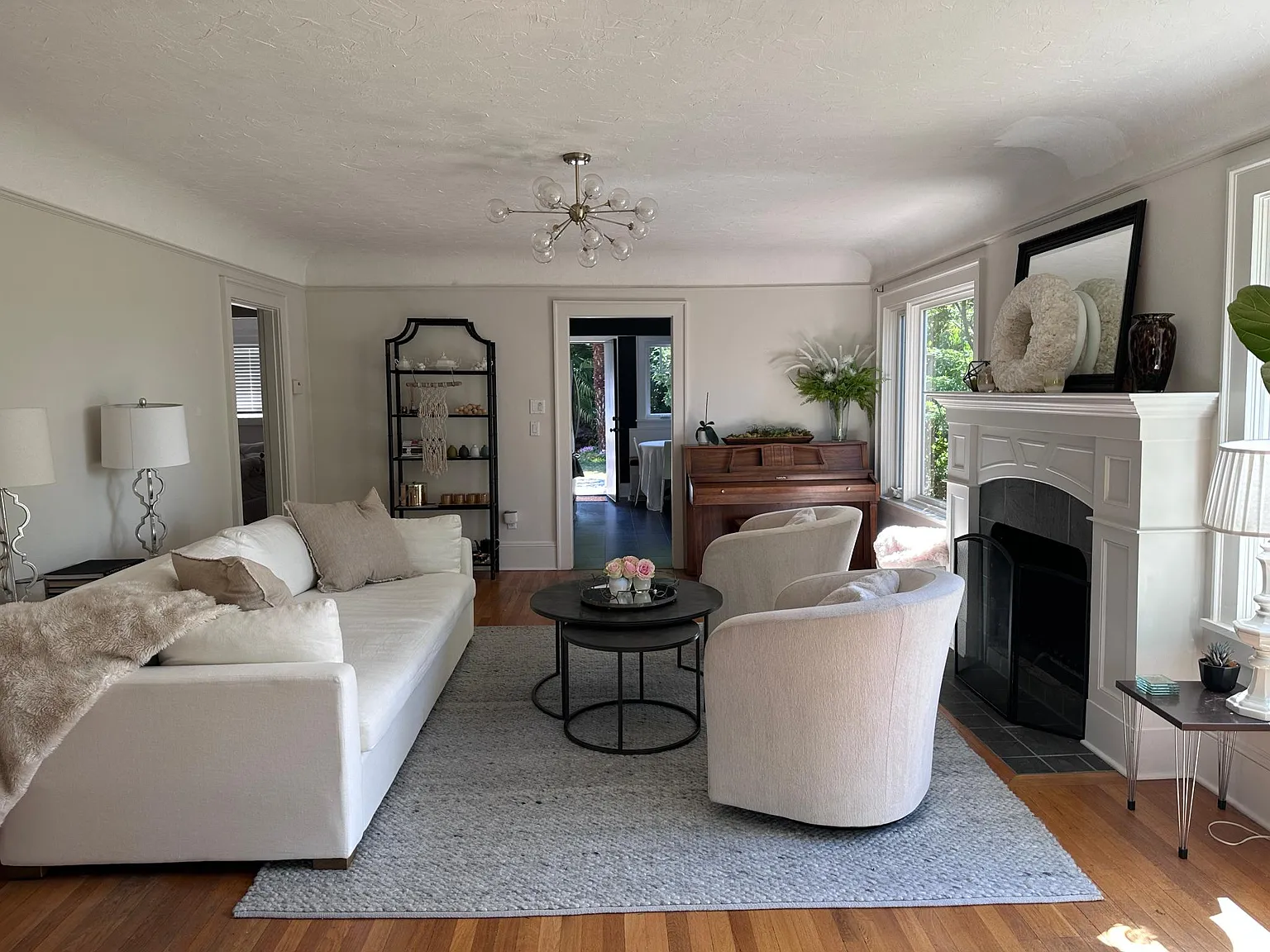 3 bed, 1800 sqft, $4,400 — Photo 3