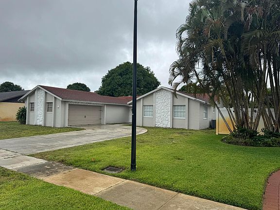 3rd image of 589 Cashiers Drive