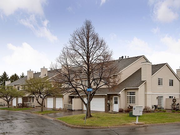 5th image of 13194 Meadowood Curv NW APT 38