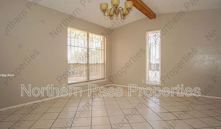 244 Mardi Gras Dr — Photo 3