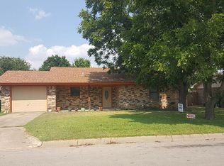 1419 Inglewood Dr, Stephenville, TX 76401