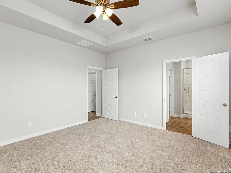 646 Staglin St #B — Photo 47
