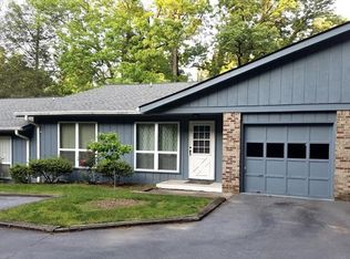 1220 5th Ave W, Hendersonville, NC 28739