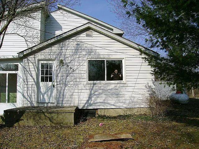 895 E Glass Rd photo 1