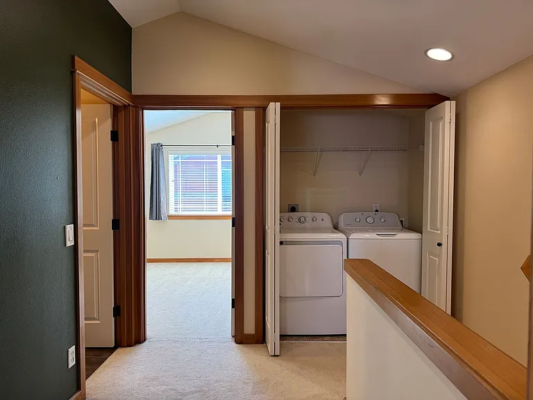 5218 Puget Blvd SW #C — Photo 15