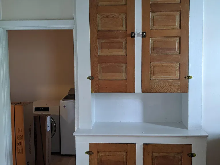211 E Presqueisle St — Photo 5