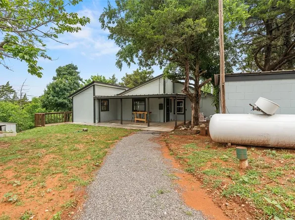 11900 Echo Ridge St, Hinton, OK 73047