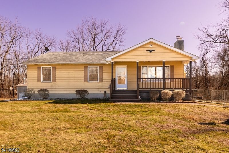 1st image of 44 Walnut Road