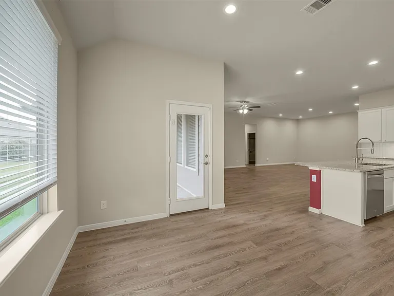 31106 Durham Creek Ct — Photo 20