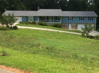 276 Stephens Cir, Franklin, GA 30217