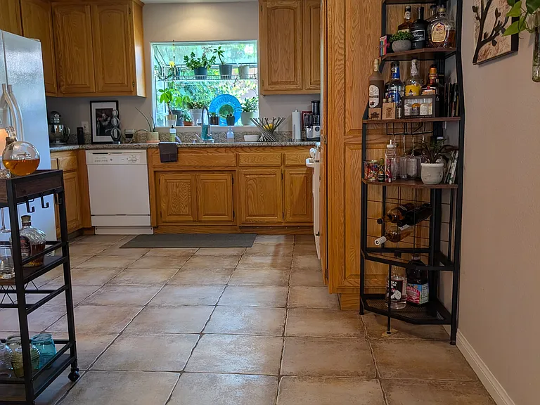 2336 W Orange Dr N — Photo 46
