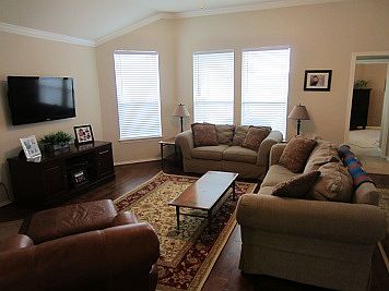 3rd image of 2202 Cambridge Shores Ln