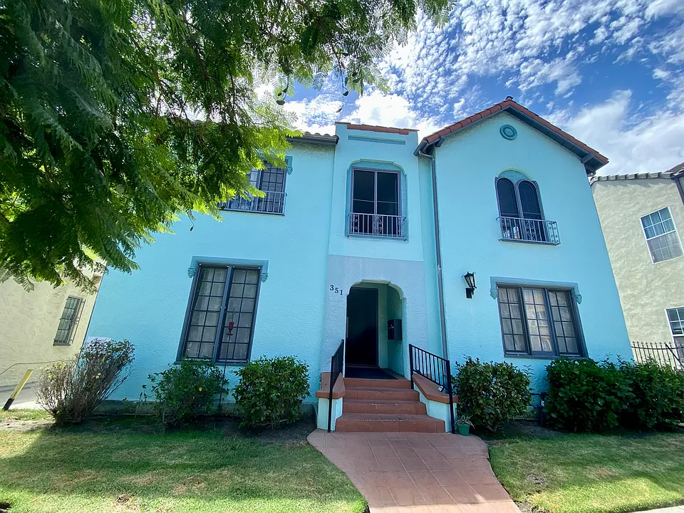 351 N Ogden Dr #7