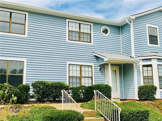 1st image of 1420 River Dr #1420