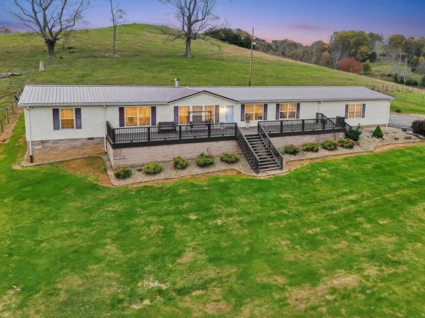 1158 Thackers Branch Rd, Honaker, VA 24260