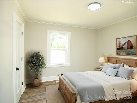 4th image of 139 Grose St